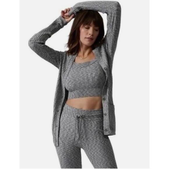 Athelta Sweaters - Athleta Revolve Seamless Cardigan w/Buttons Pockets Knit Sweater Heather Grey M